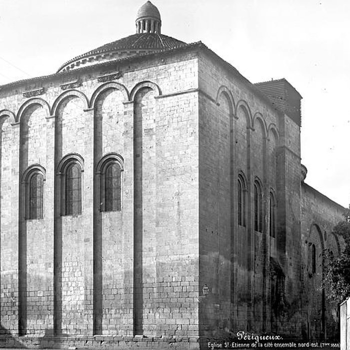 Photo de Église Saint-Étienne-de-la-Cité de Périgueux