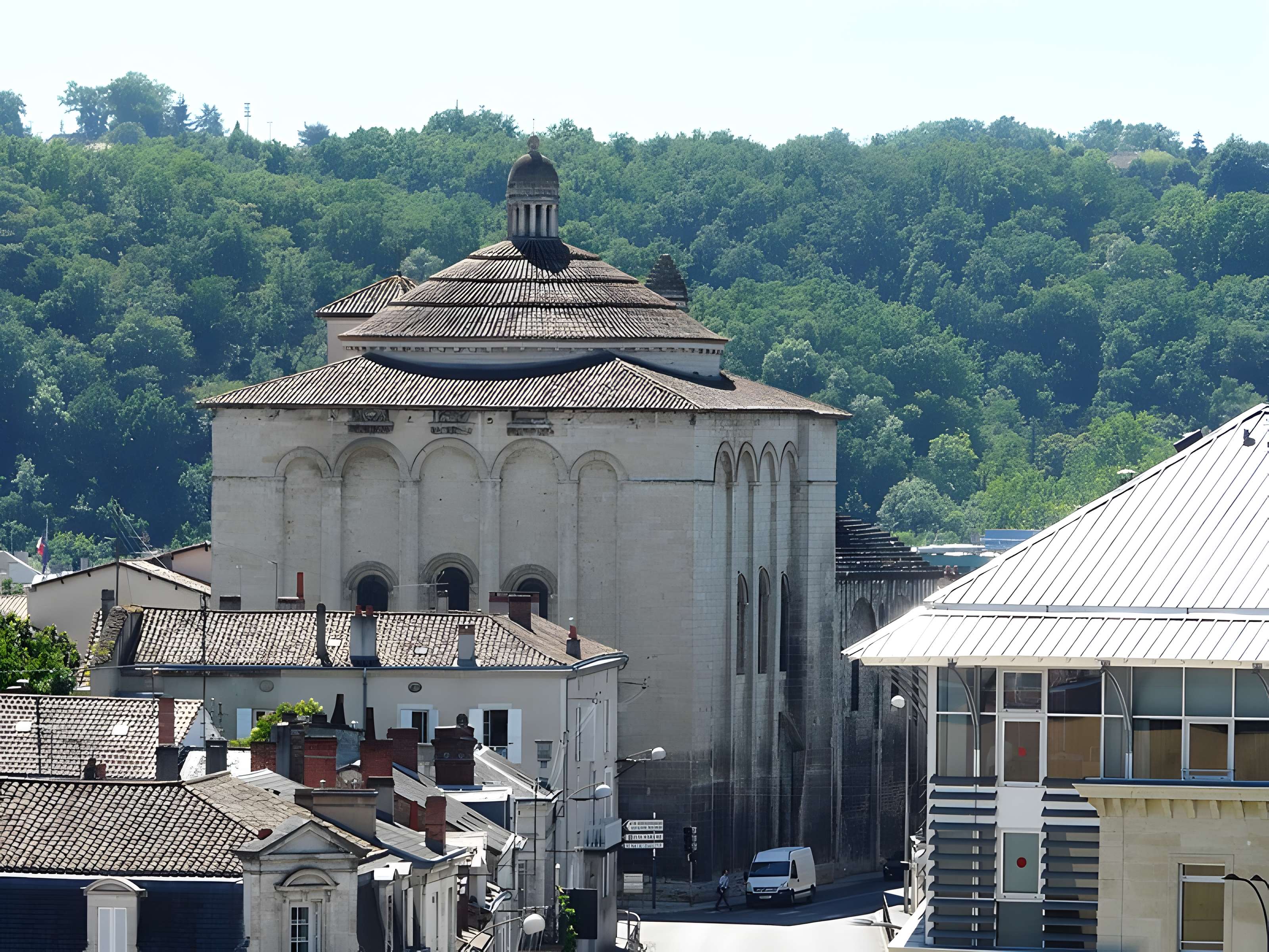 Église Saint-Étienne-de-la-Cité de Périgueux