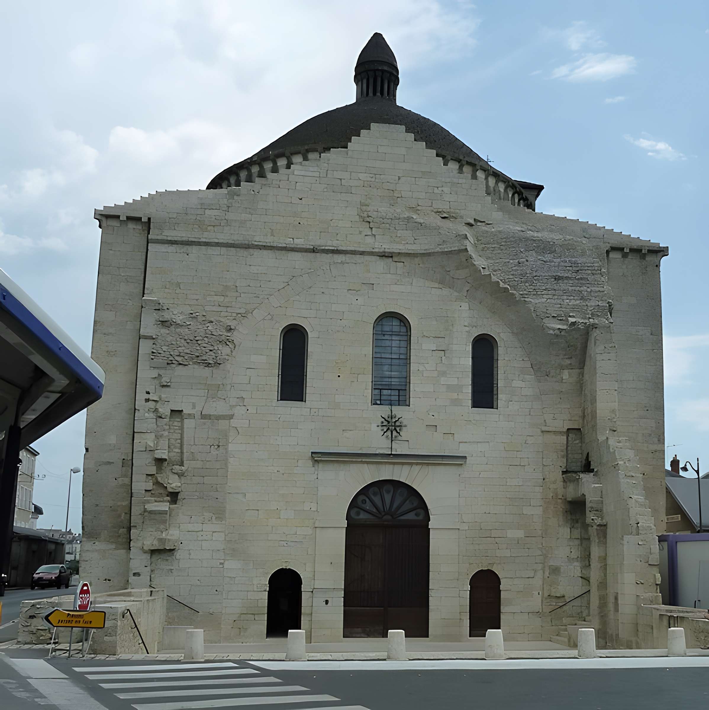 Église Saint-Étienne-de-la-Cité de Périgueux