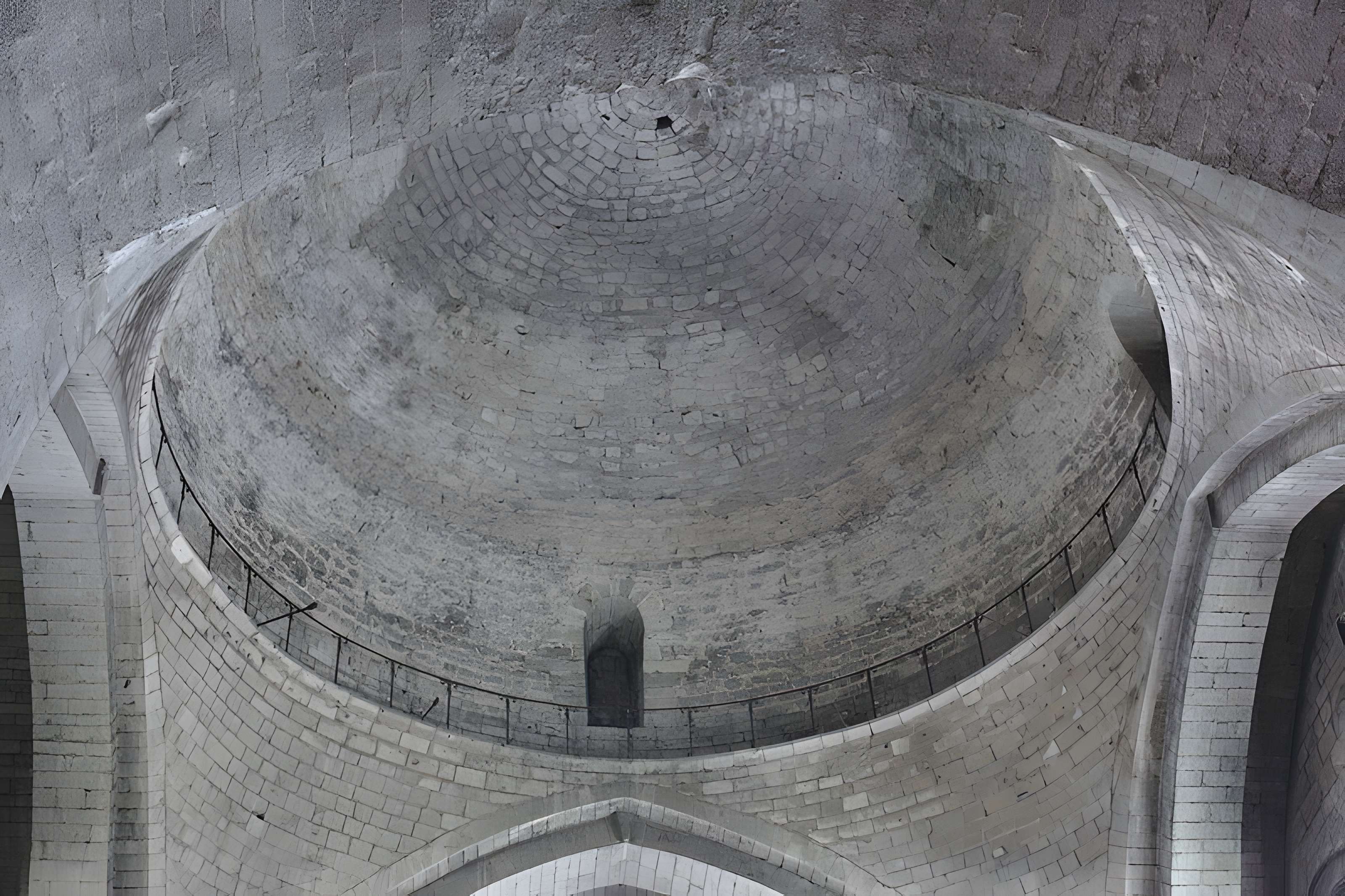 Église Saint-Étienne-de-la-Cité de Périgueux
