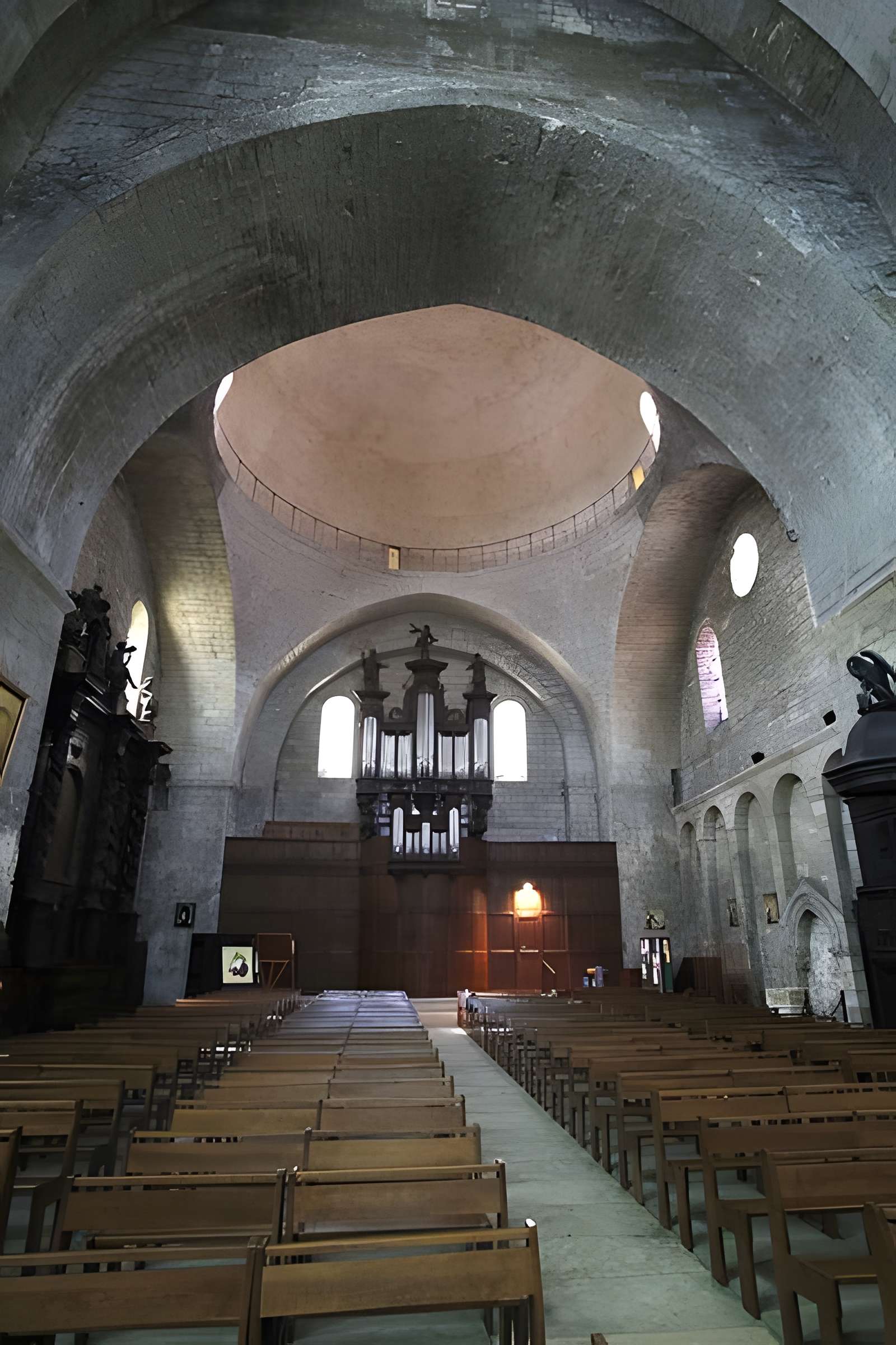 Église Saint-Étienne-de-la-Cité de Périgueux