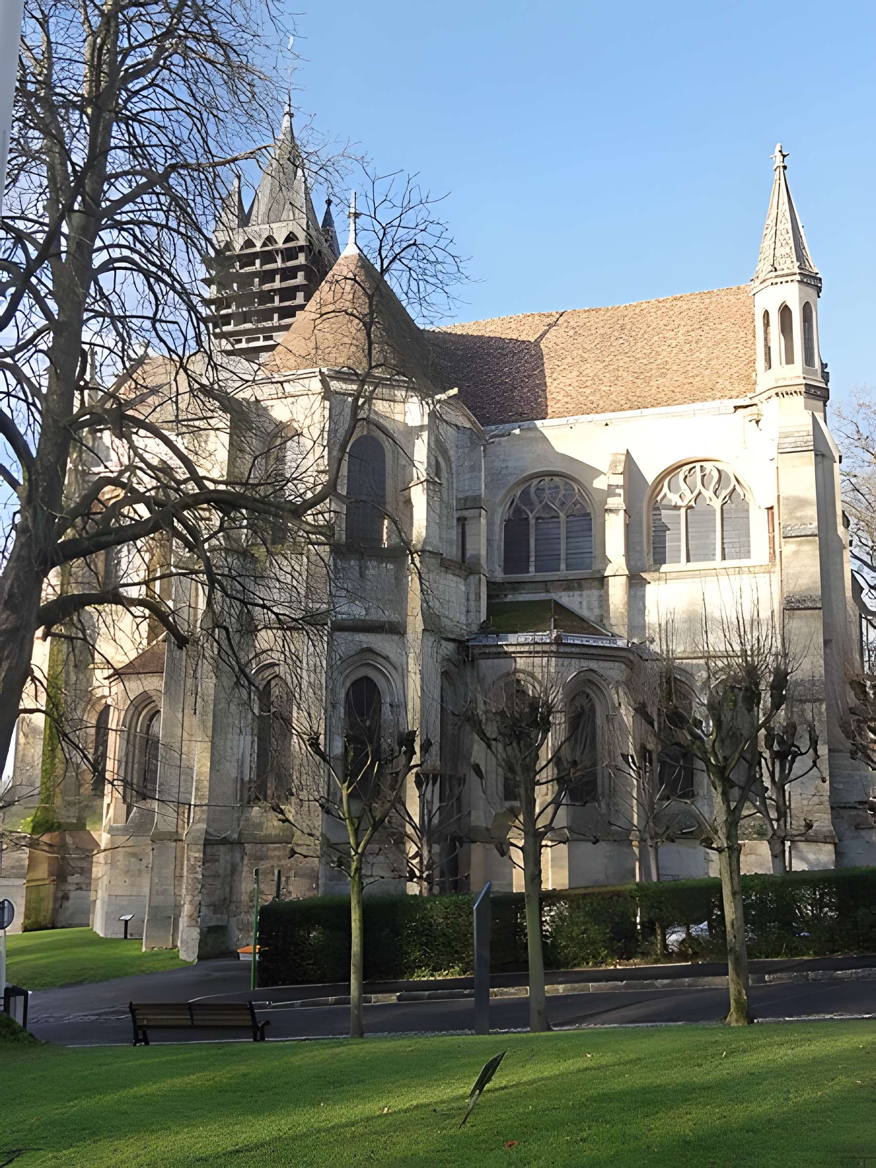Église Notre-Dame de Taverny