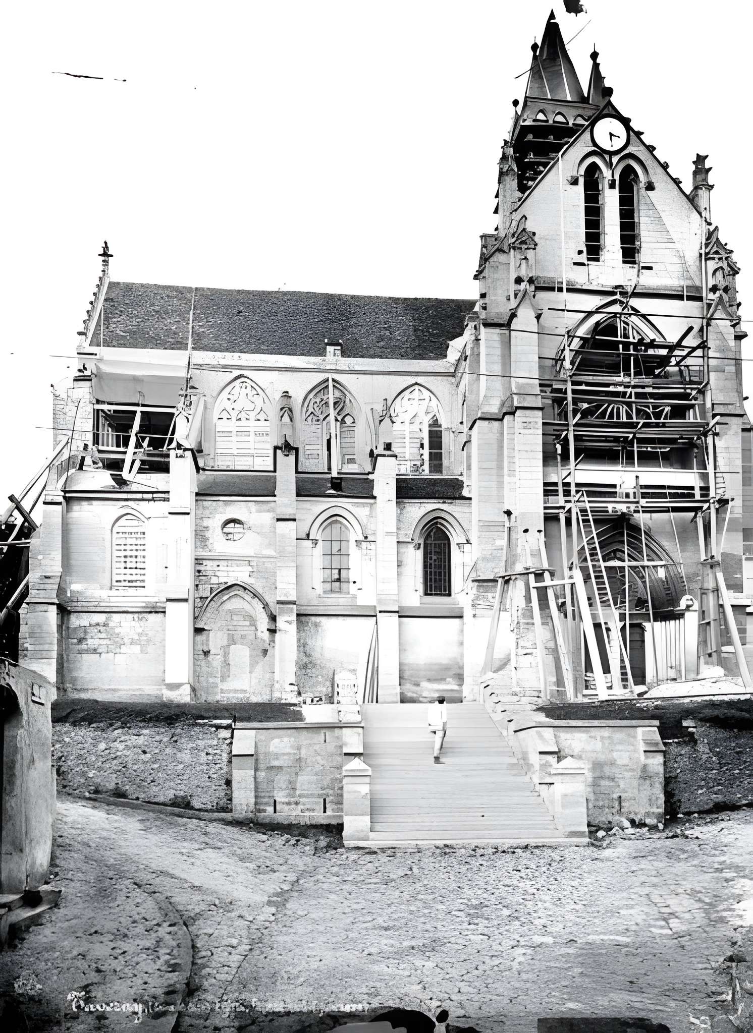 Église Notre-Dame de Taverny