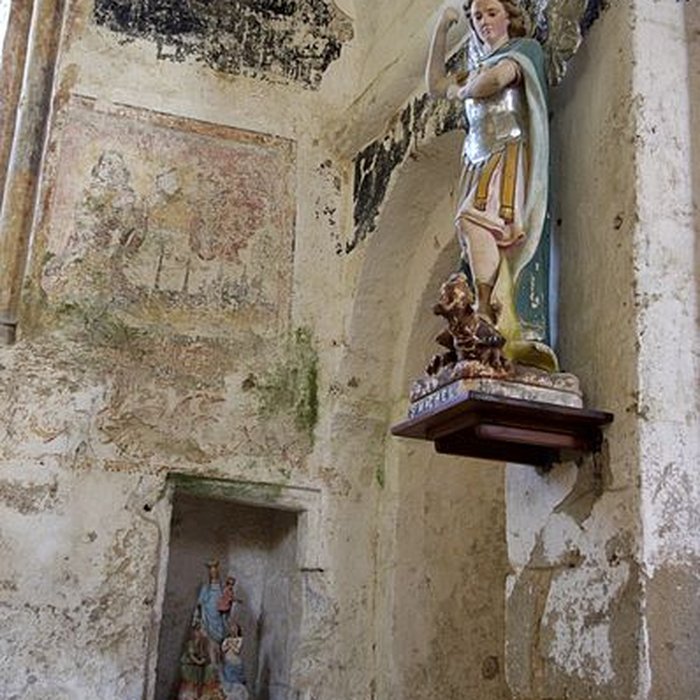 Photo de Église Saint-Eutrope des Salles-Lavauguyon