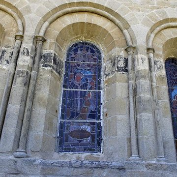 Église Saint-Eutrope des Salles-Lavauguyon