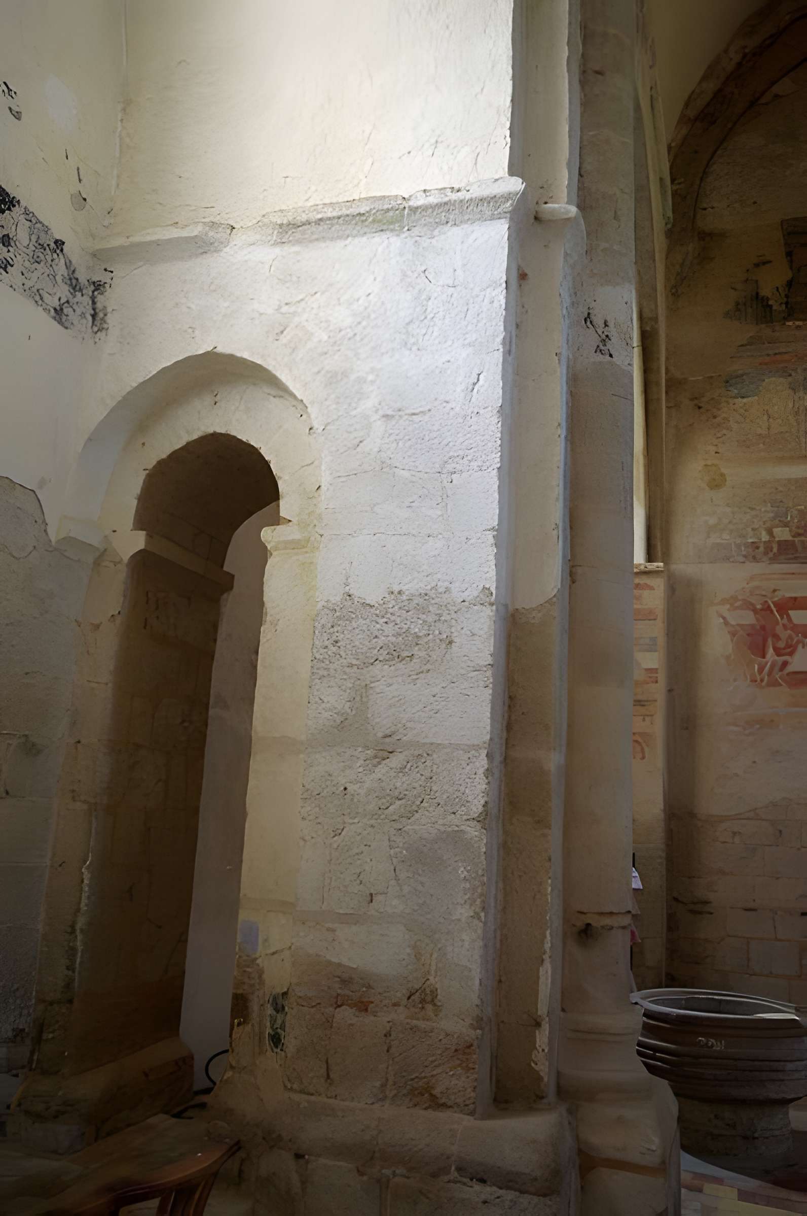 Église Saint-Eutrope des Salles-Lavauguyon