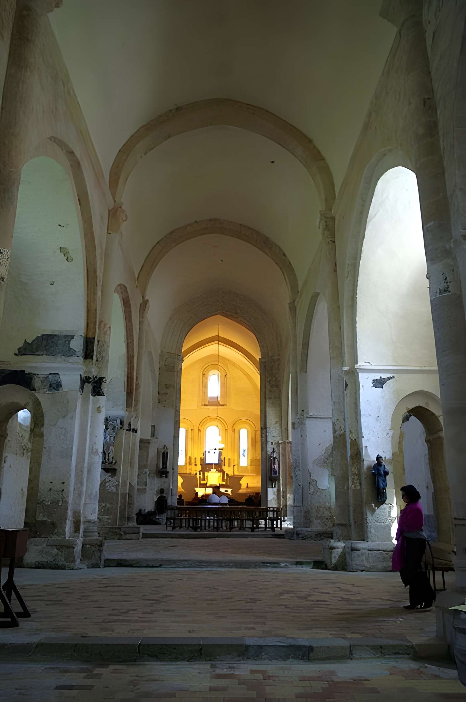 Église Saint-Eutrope des Salles-Lavauguyon