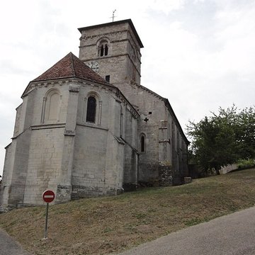 Église Notre-Dame dÉcrouves