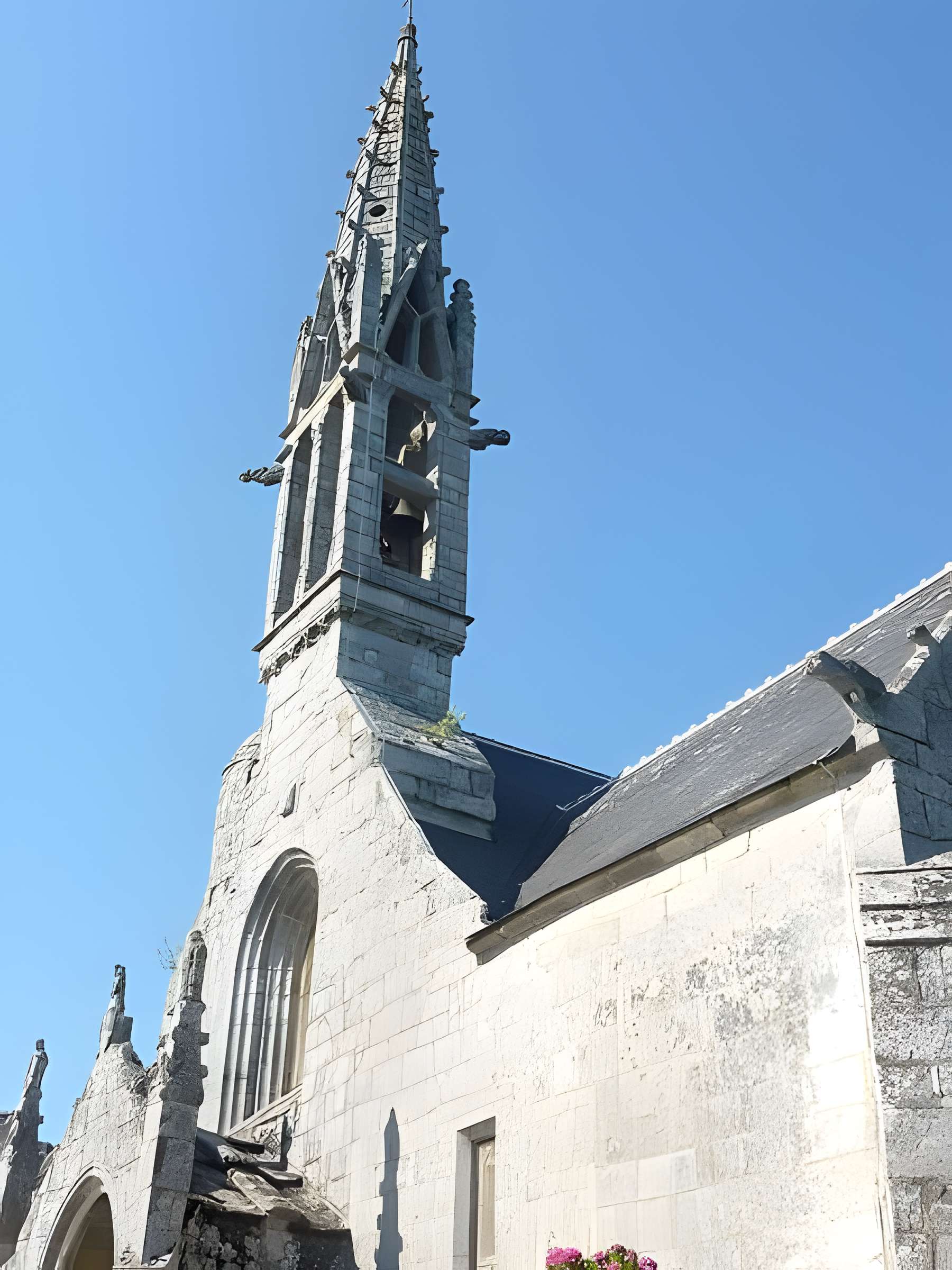 Église Notre-Dame d'Izel-Vor