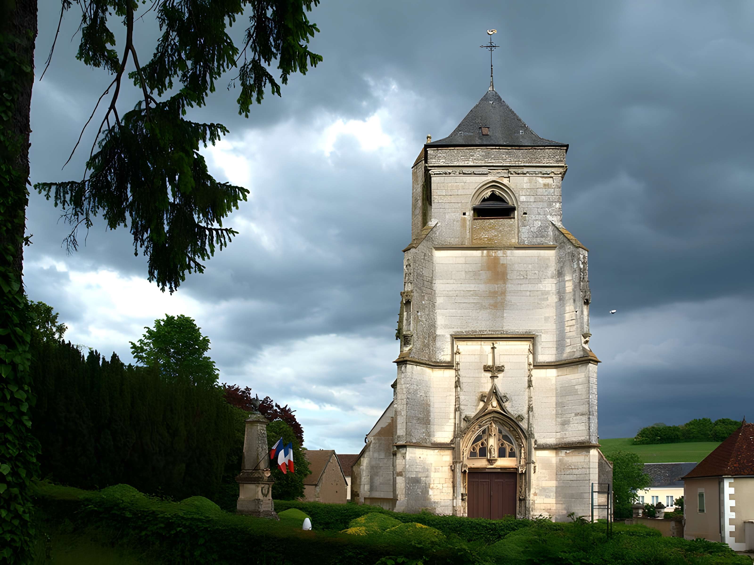 Église Notre-Dame d'Ouanne 