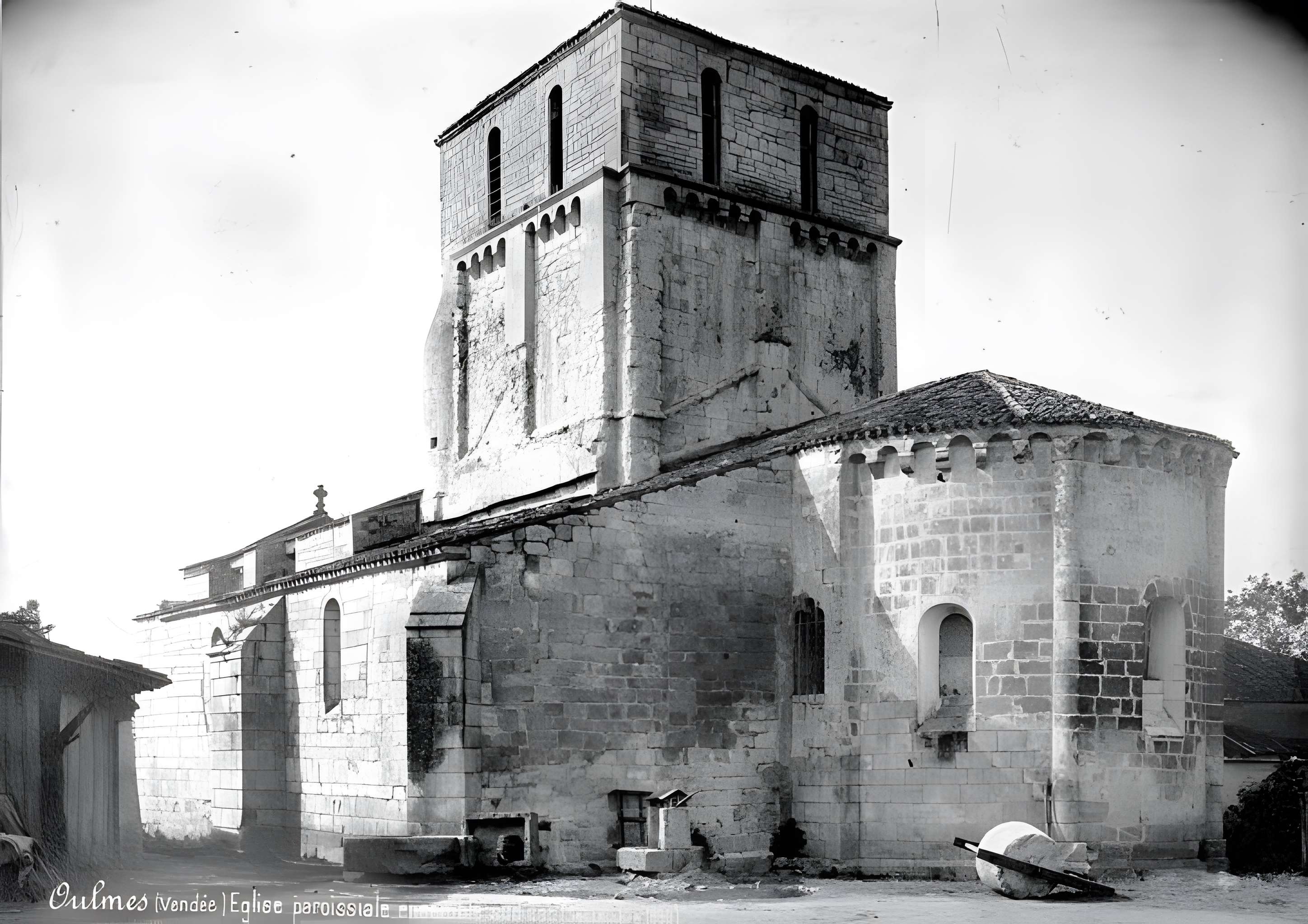 Église Notre-Dame d'Oulmes