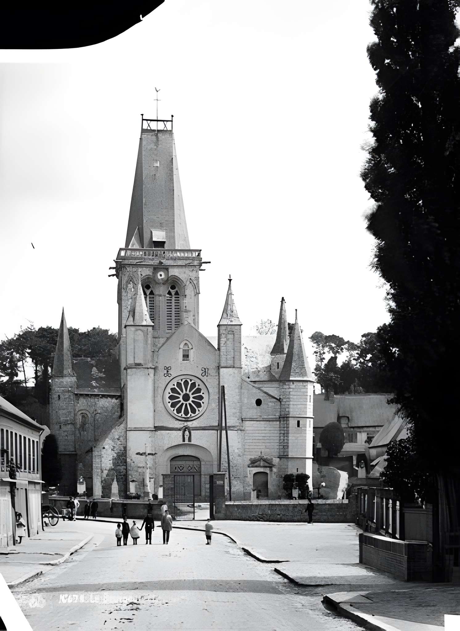 Église Notre-Dame du Bourg-Dun