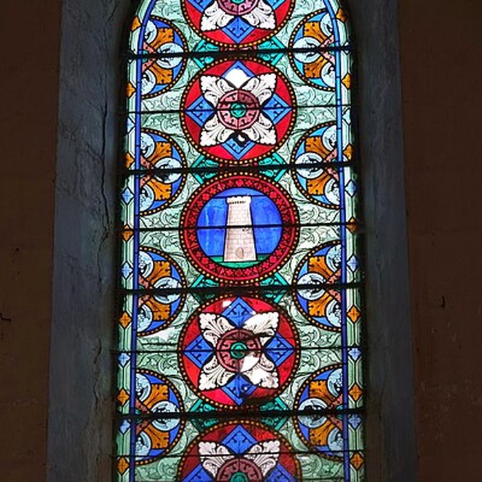 Photo de Église Notre-Dame et croix de Puiseaux