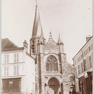 Église Notre-Dame et croix de Puiseaux