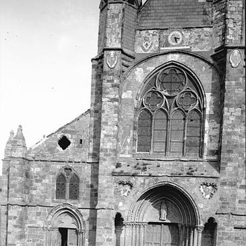 Église Notre-Dame et croix de Puiseaux