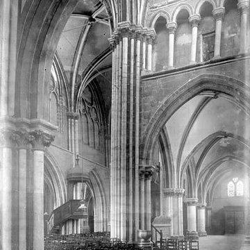 Église Notre-Dame et croix de Puiseaux
