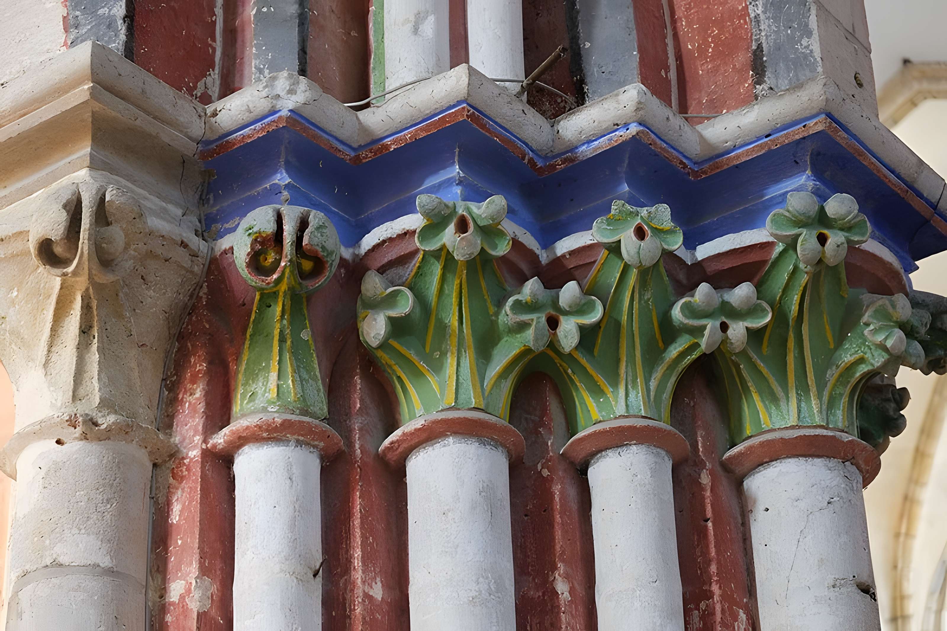 Église Notre-Dame et croix de Puiseaux