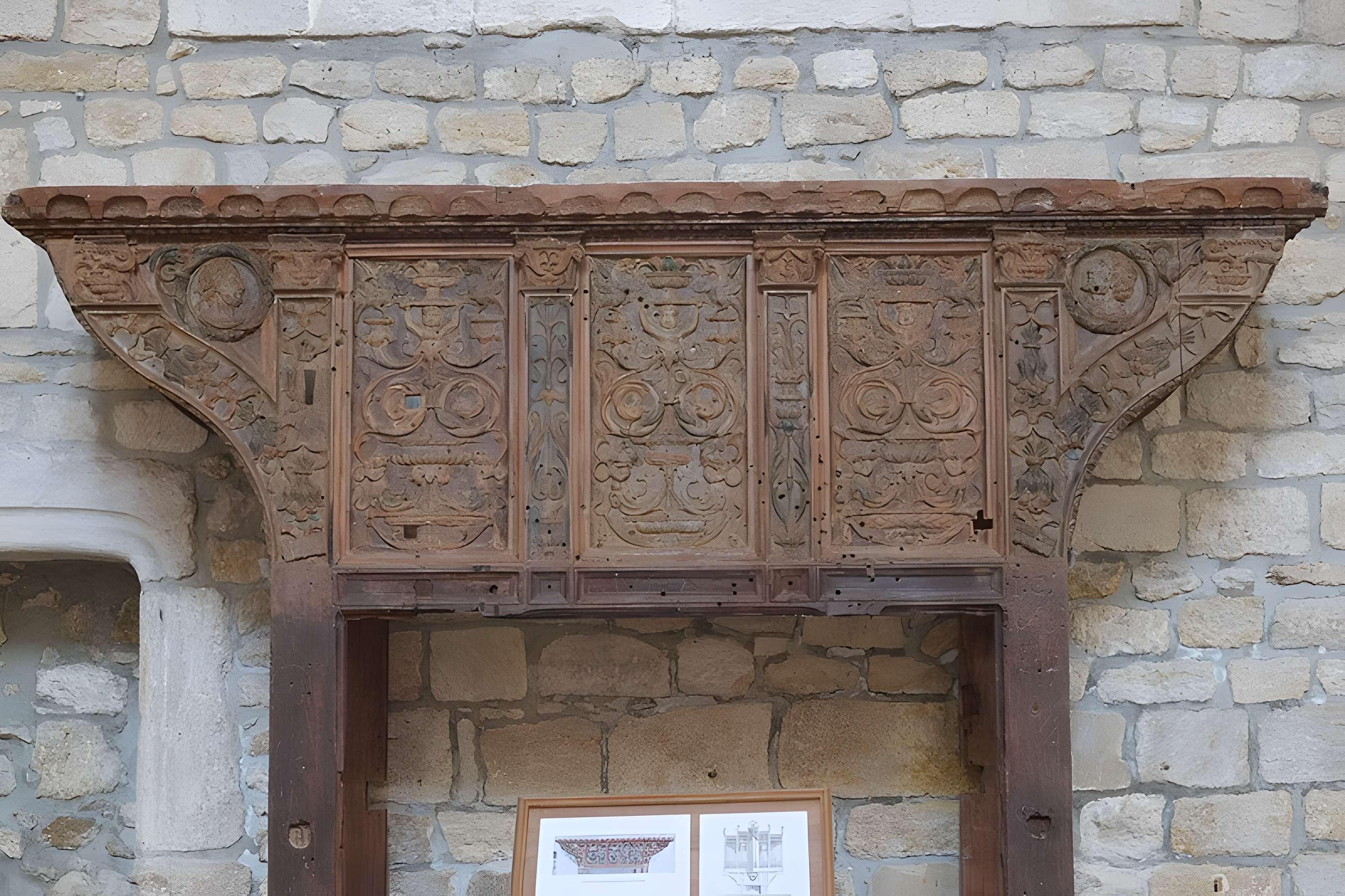 Église Notre-Dame et croix de Puiseaux