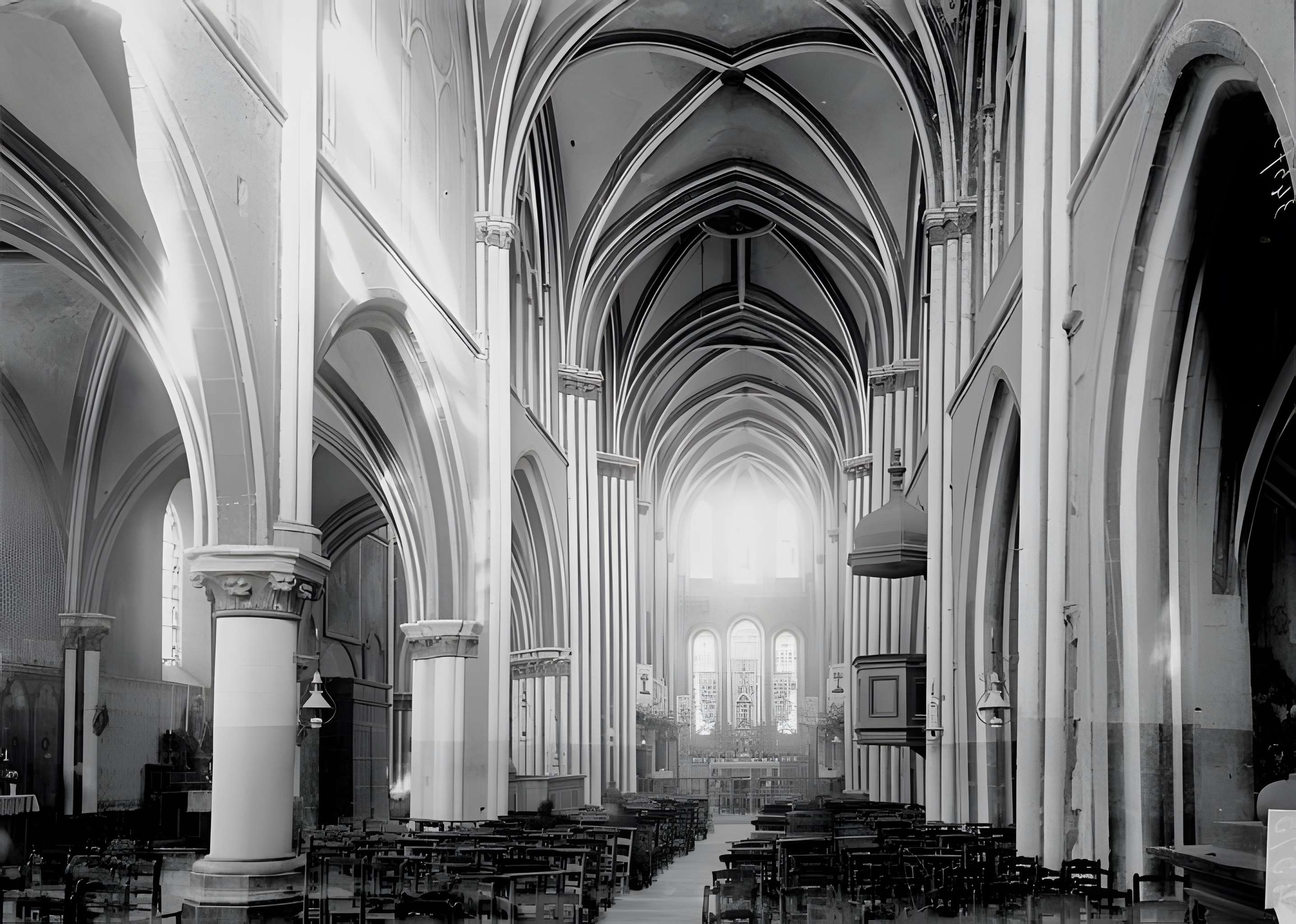 Église Notre-Dame et croix de Puiseaux
