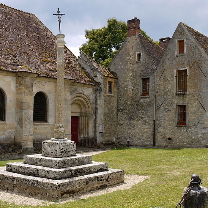 Photo de Église Notre-Dame et croix de Théméricourt