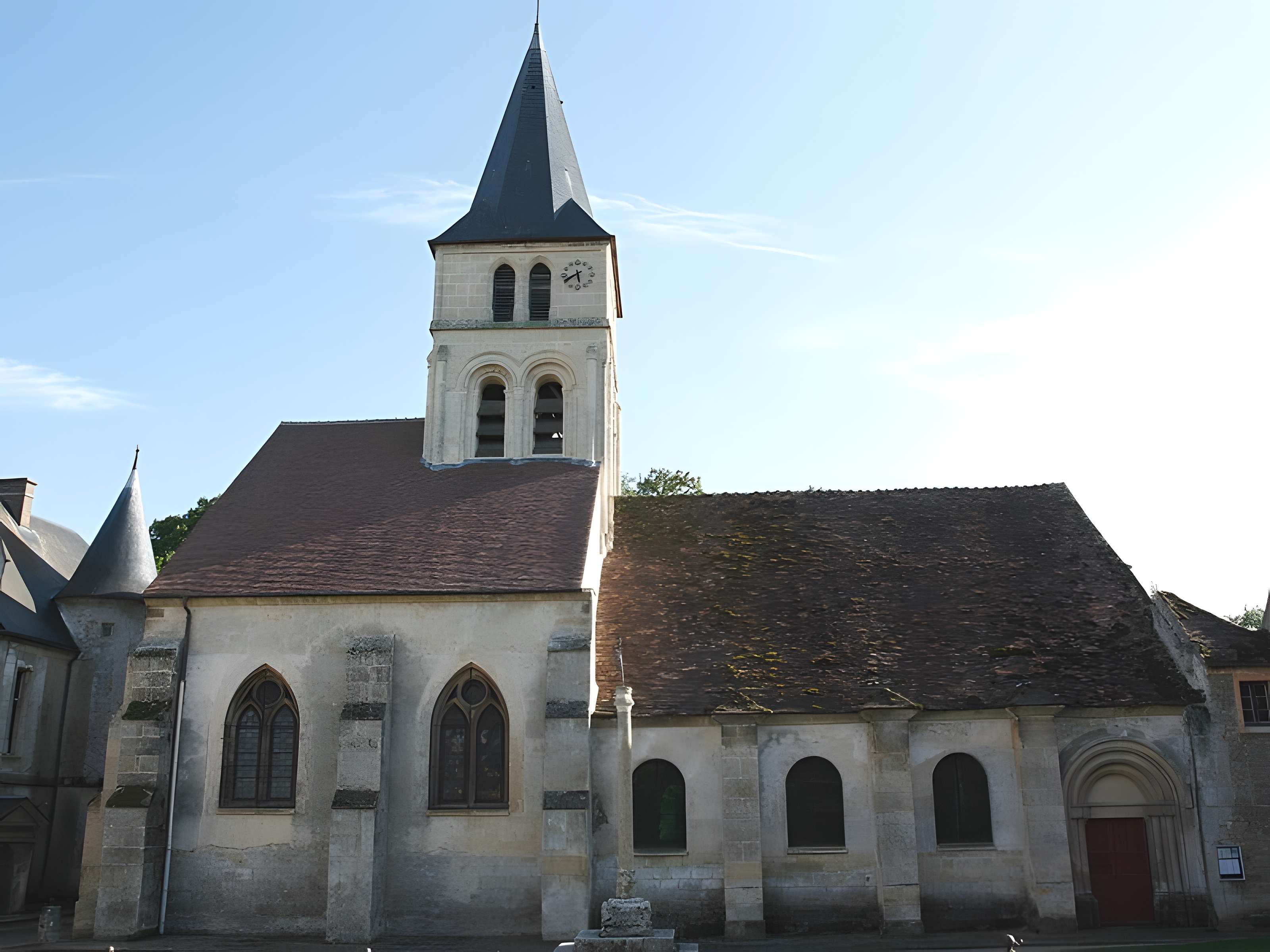 Église Notre-Dame et croix de Théméricourt 