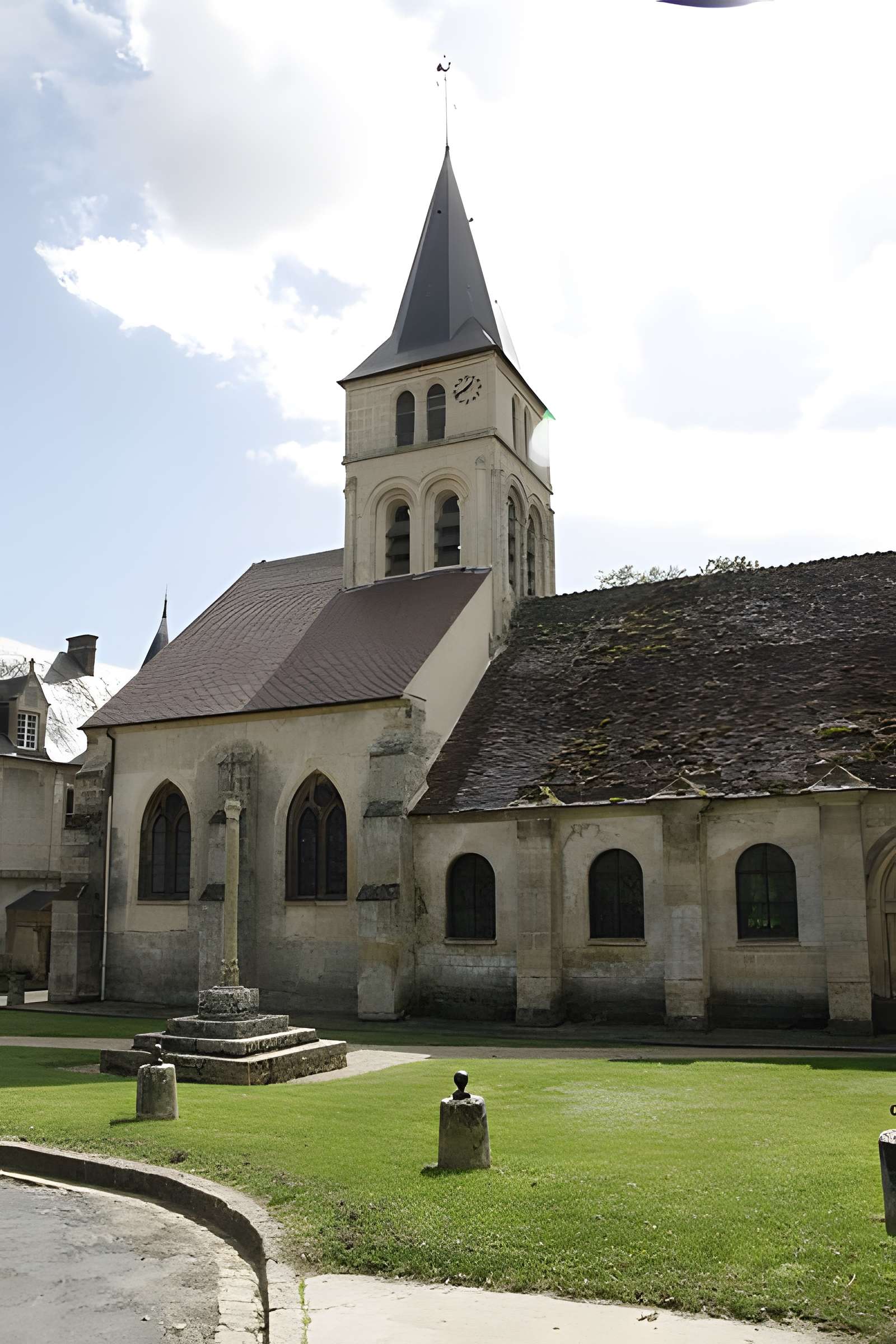Église Notre-Dame et croix de Théméricourt