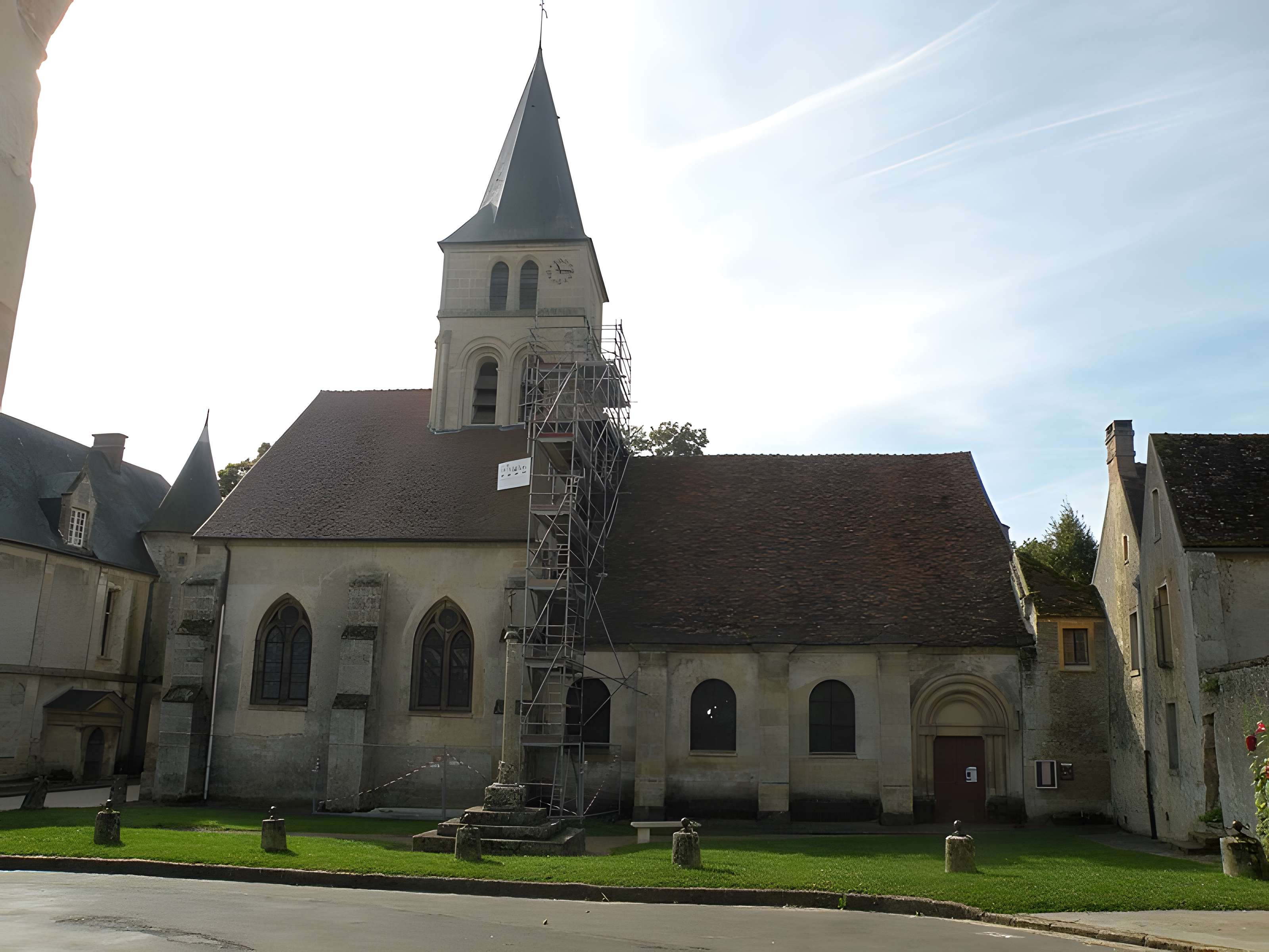 Église Notre-Dame et croix de Théméricourt