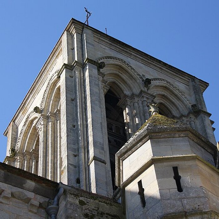 Photo de Église Notre-Dame et croix de Vétheuil