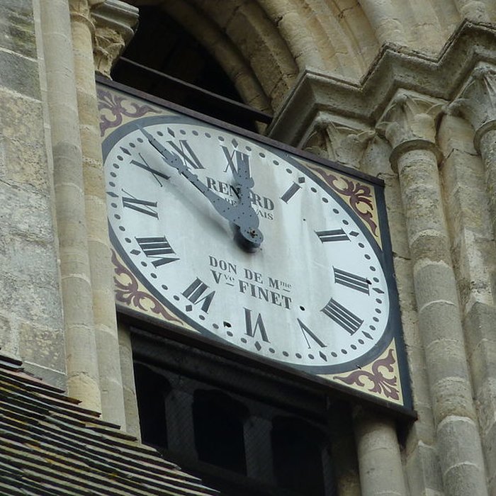 Photo de Église Notre-Dame et croix de Vétheuil
