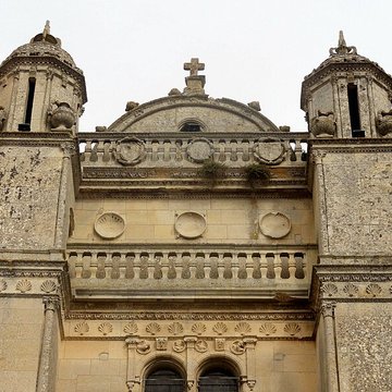 Église Notre-Dame et croix de Vétheuil