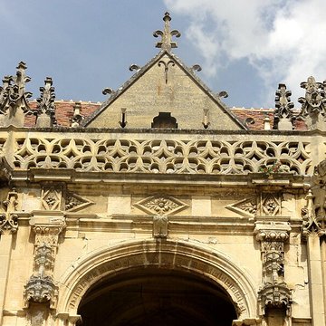 Église Notre-Dame et croix de Vétheuil