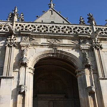 Église Notre-Dame et croix de Vétheuil