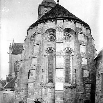 Église Notre-Dame et croix de Vétheuil