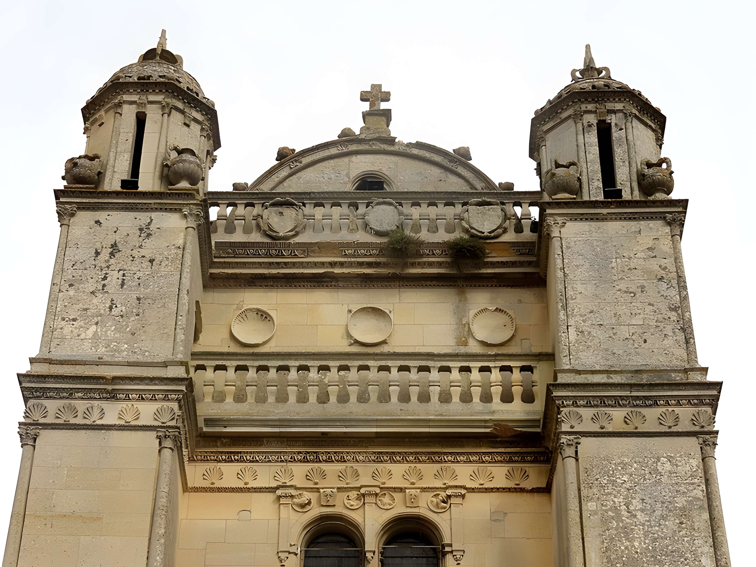 Église Notre-Dame et croix de Vétheuil
