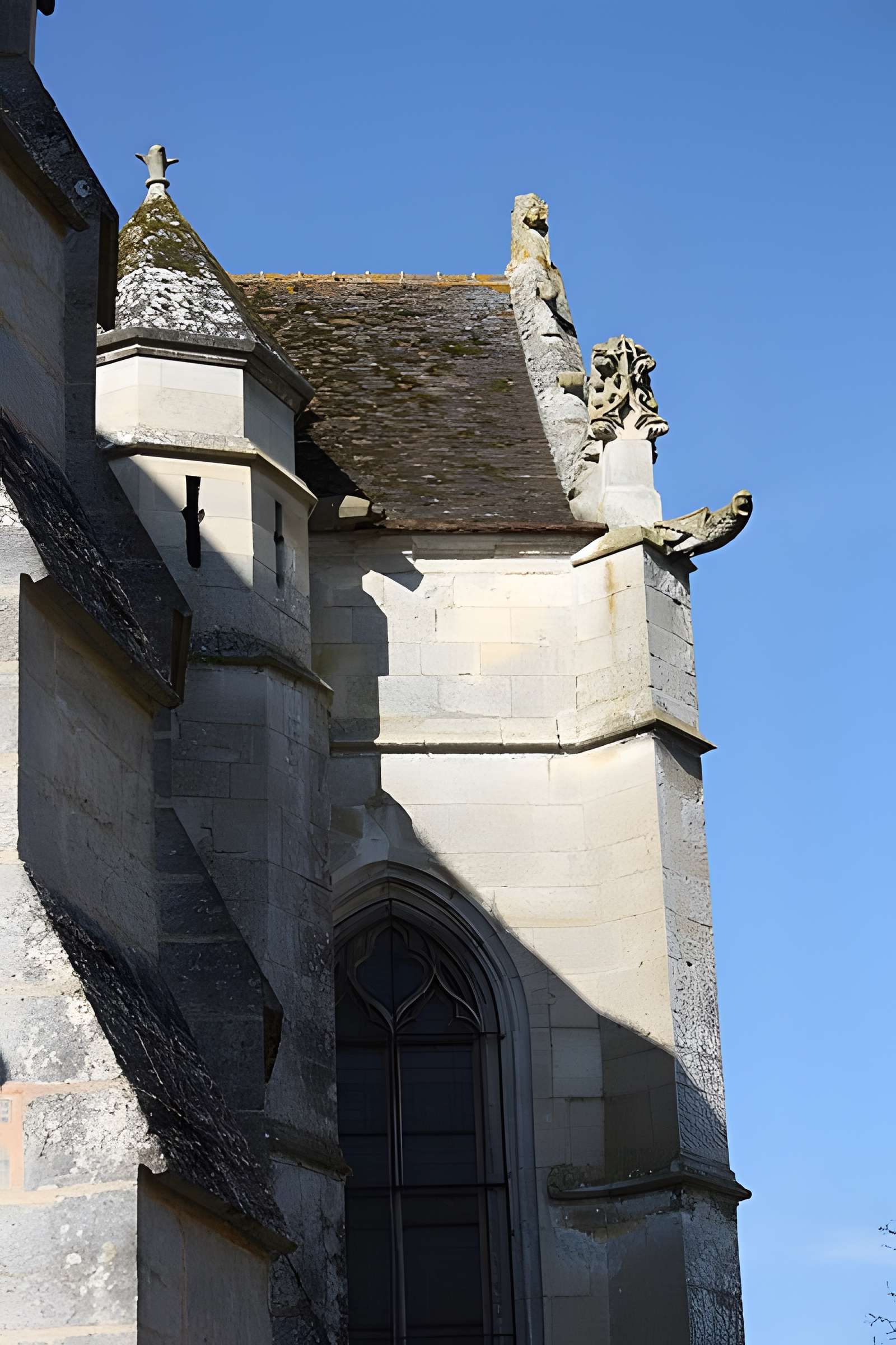 Église Notre-Dame et croix de Vétheuil