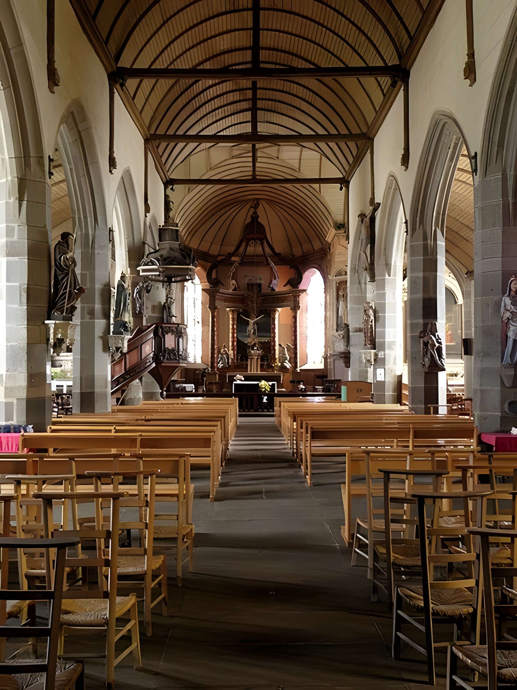 Église Notre-Dame et Saint-Tugen de Brasparts