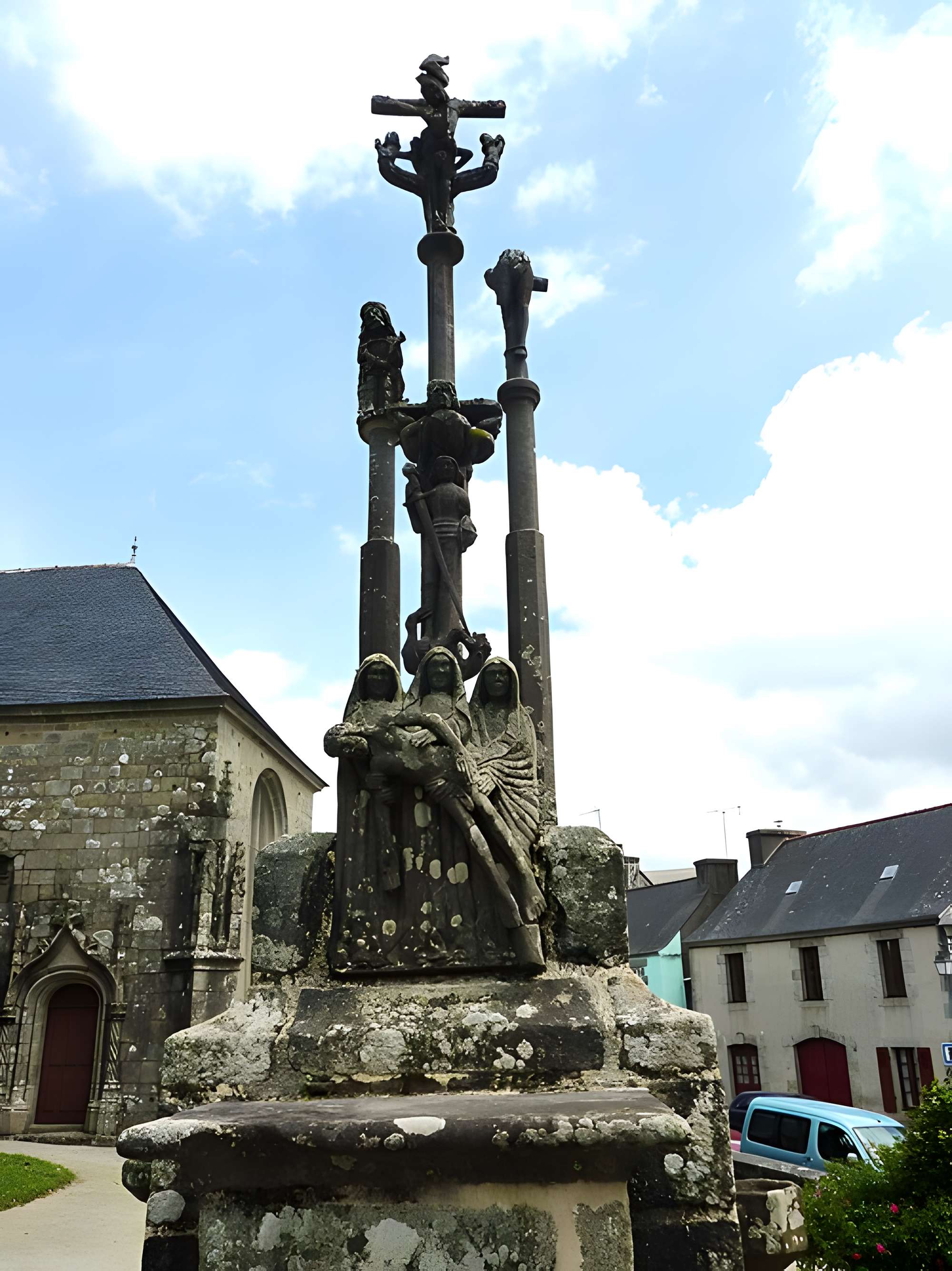 Église Notre-Dame et Saint-Tugen de Brasparts