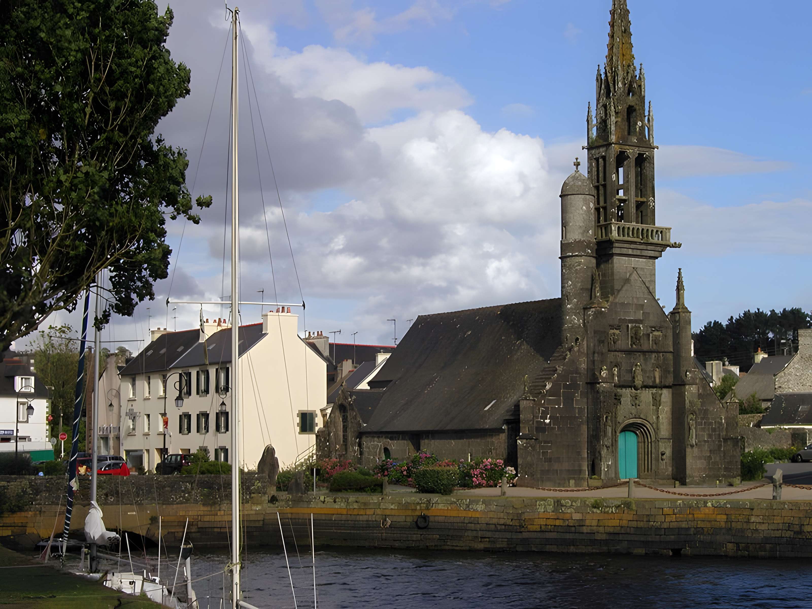 Église Notre-Dame-de-Bonne-Nouvelle d'Hôpital-Camfrout 