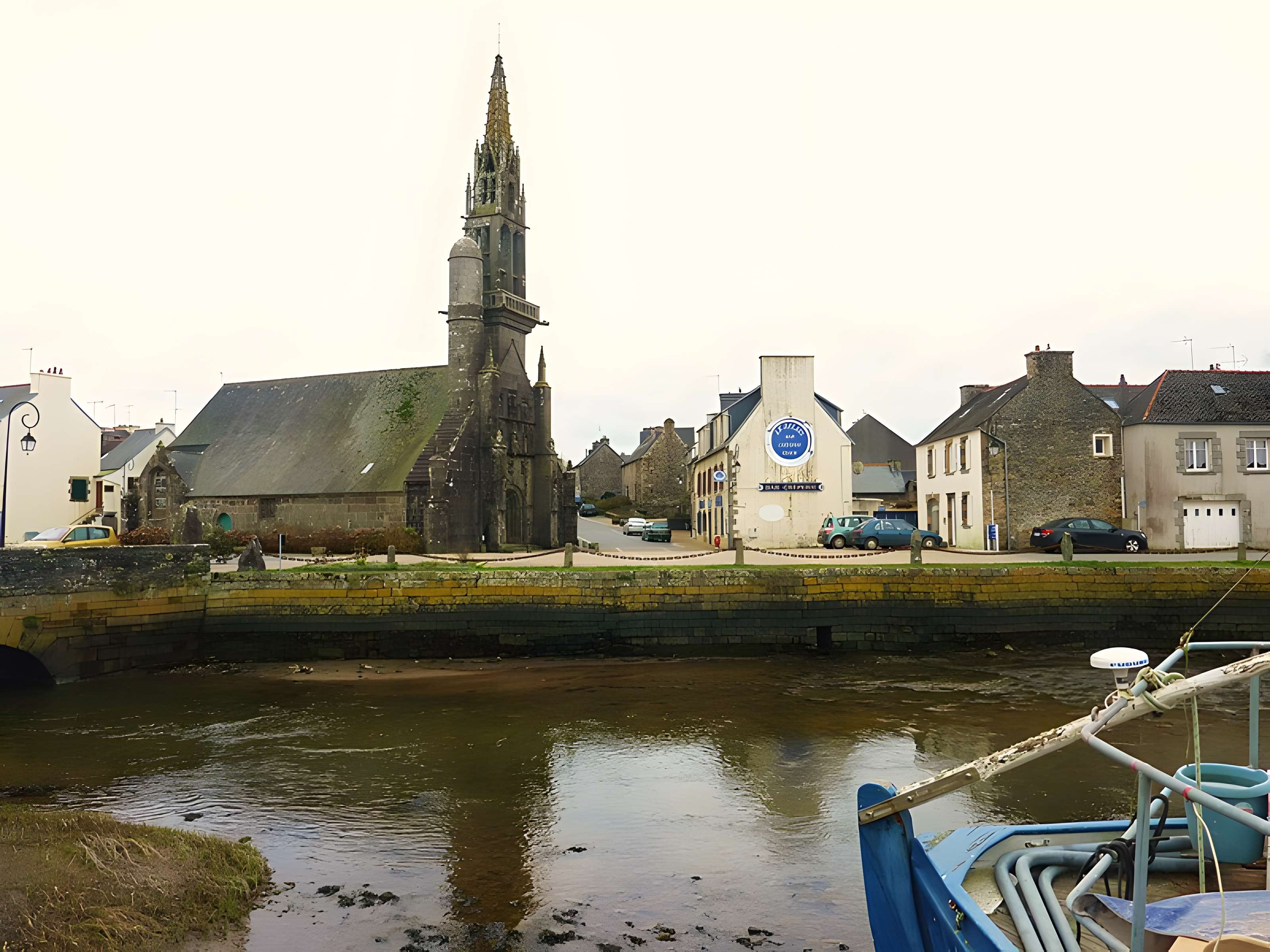 Église Notre-Dame-de-Bonne-Nouvelle d'Hôpital-Camfrout