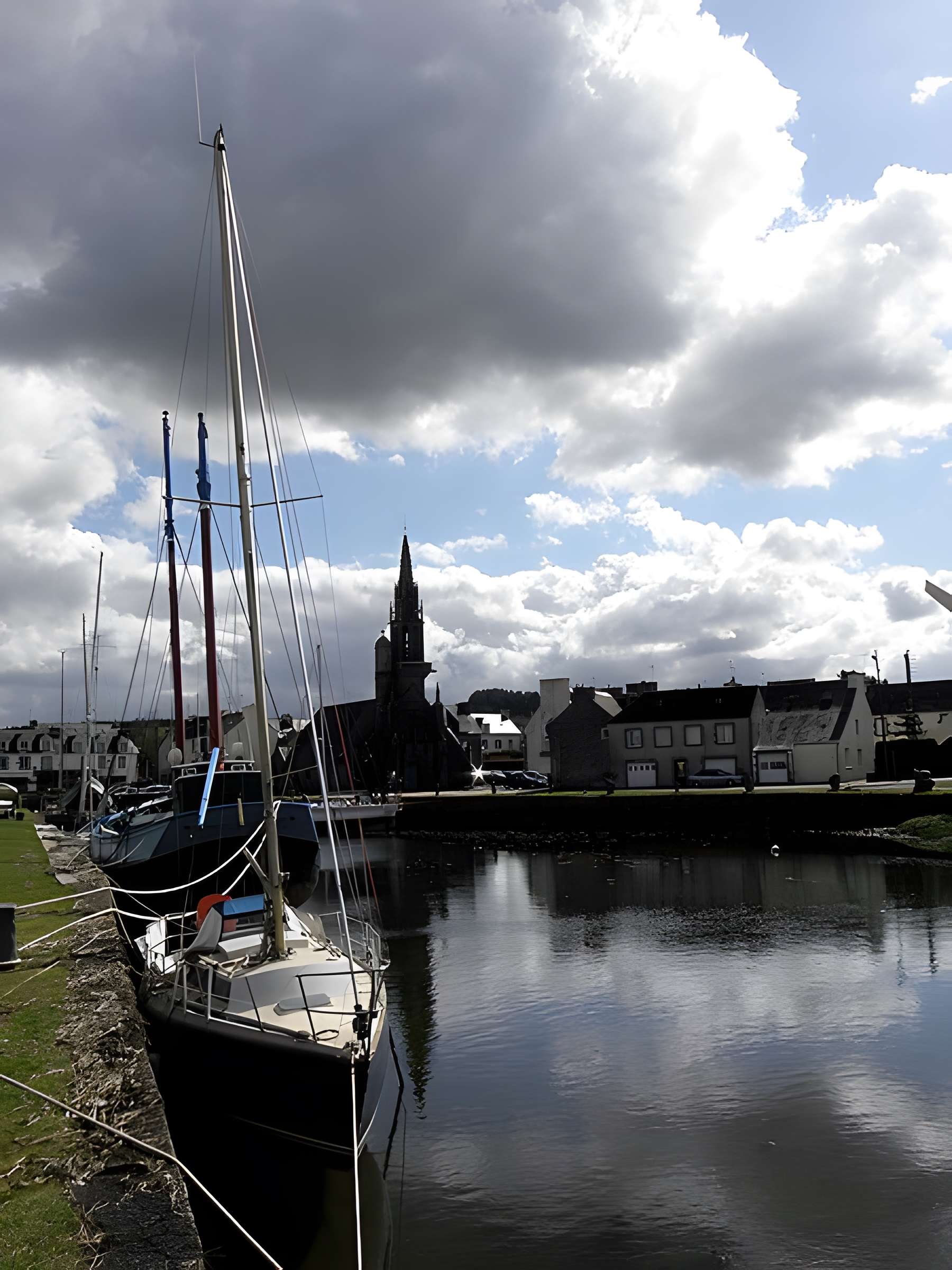 Église Notre-Dame-de-Bonne-Nouvelle d'Hôpital-Camfrout