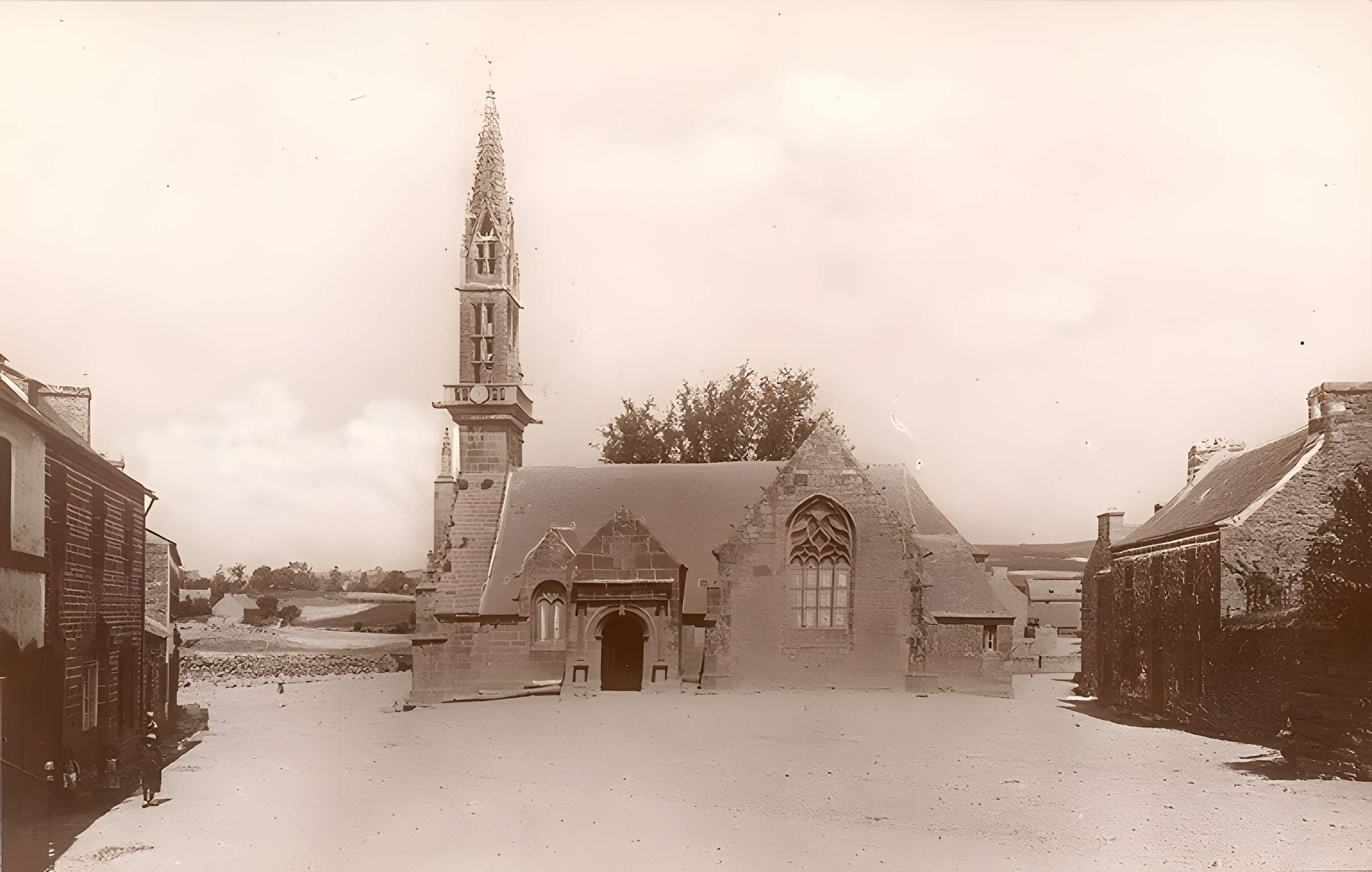 Église Notre-Dame-de-Bonne-Nouvelle d'Hôpital-Camfrout