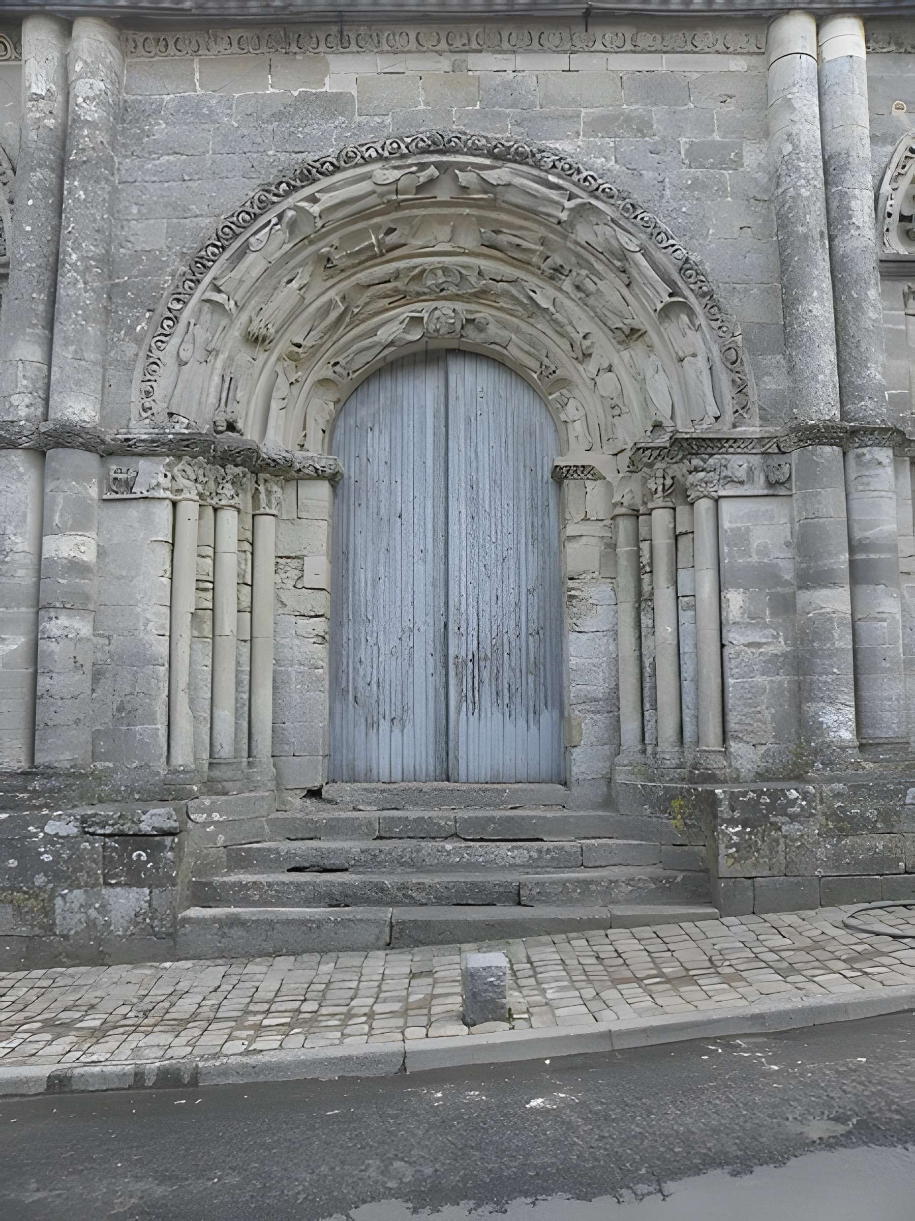 Église Notre-Dame-de-la-Couldre de Parthenay