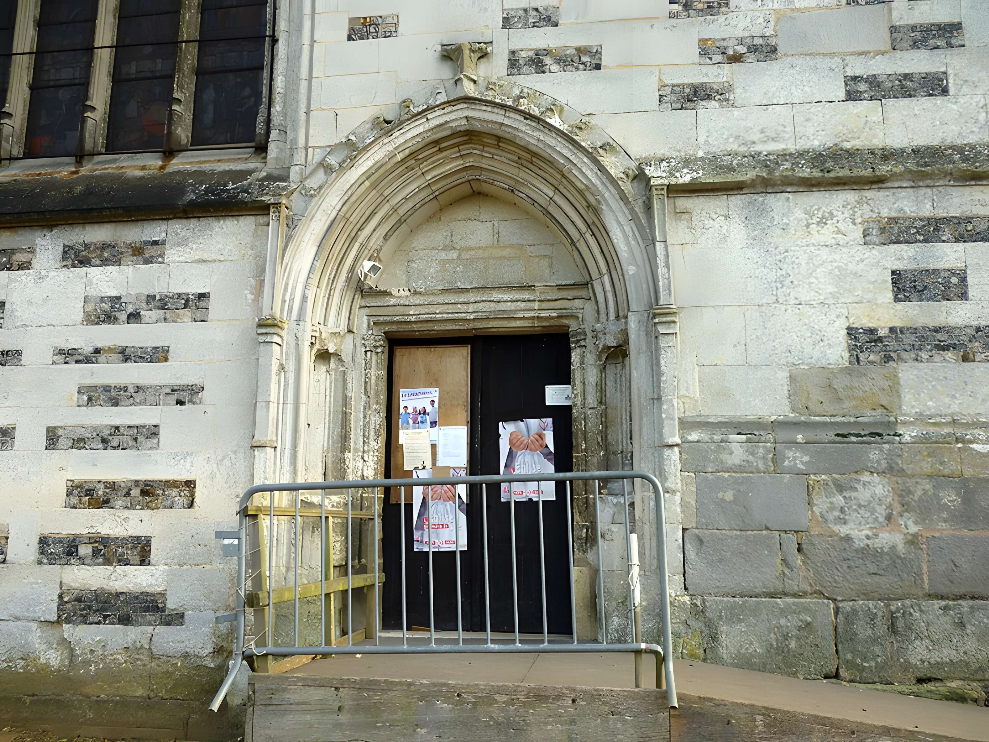 Église Notre-Dame-de-la-Couture de Bernay