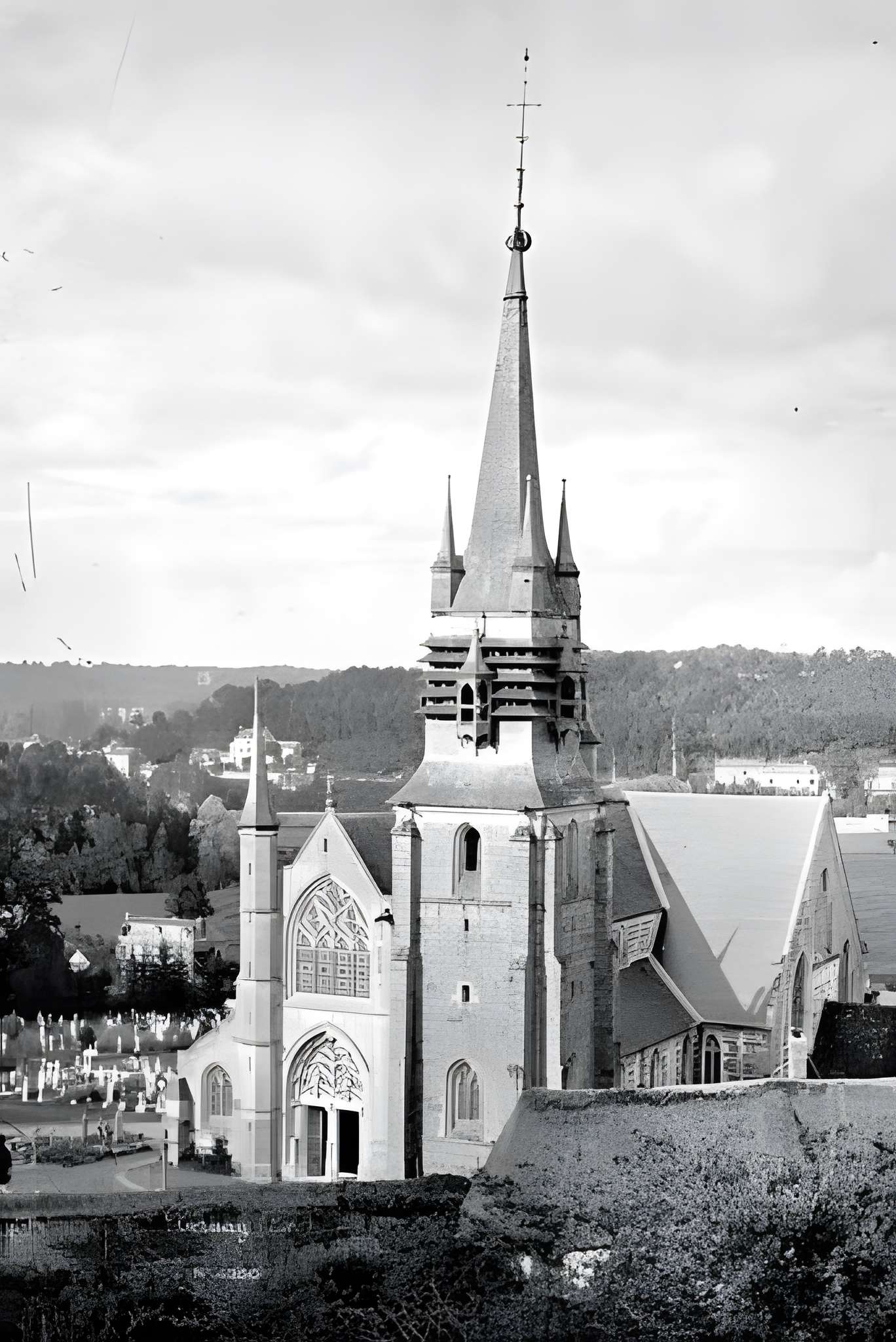 Église Notre-Dame-de-la-Couture de Bernay