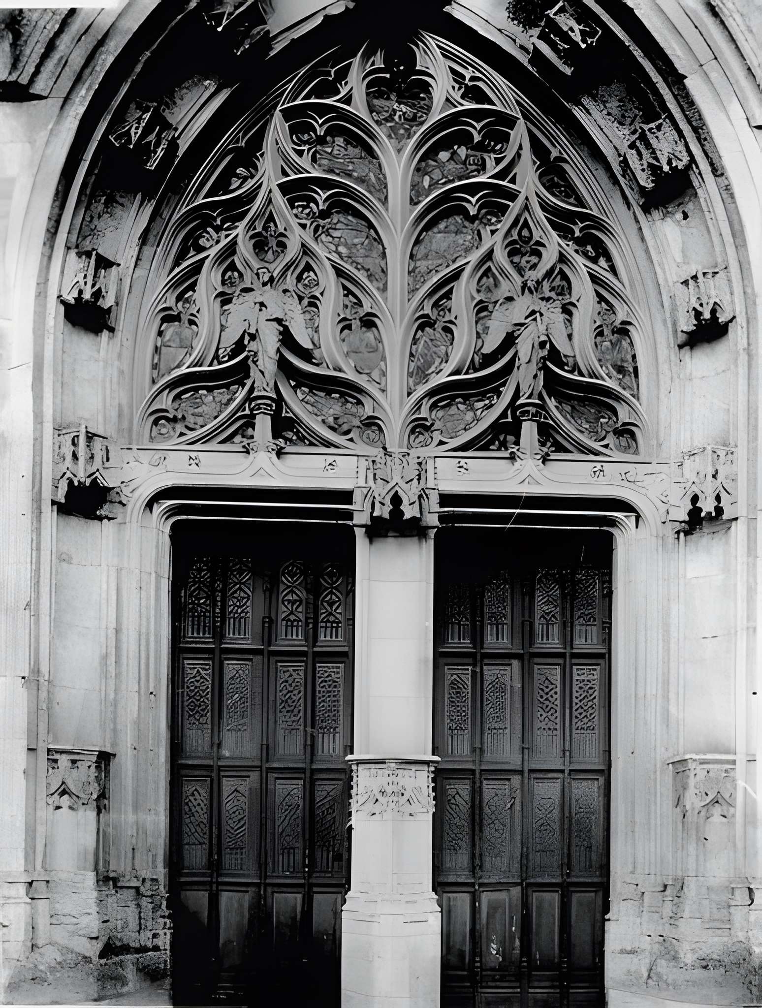 Église Notre-Dame-de-la-Couture de Bernay