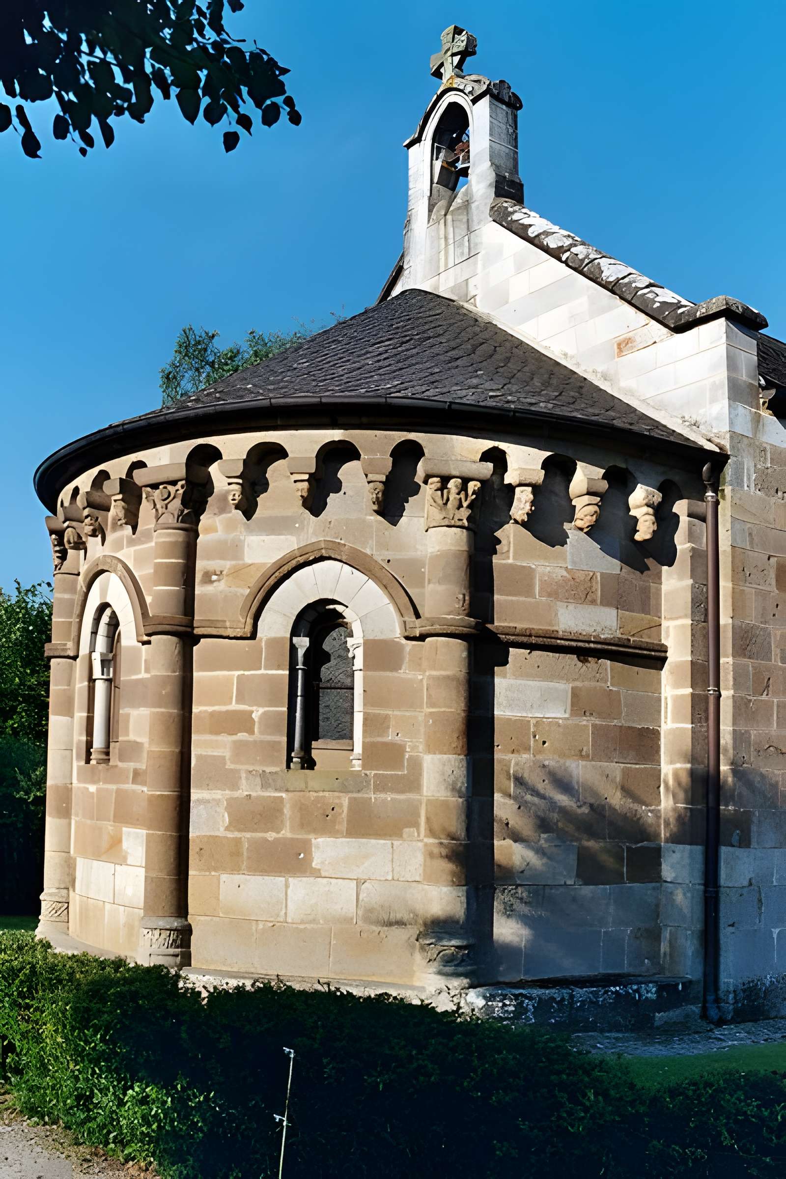 Église Saint-Georges d'Ydes-Bourg