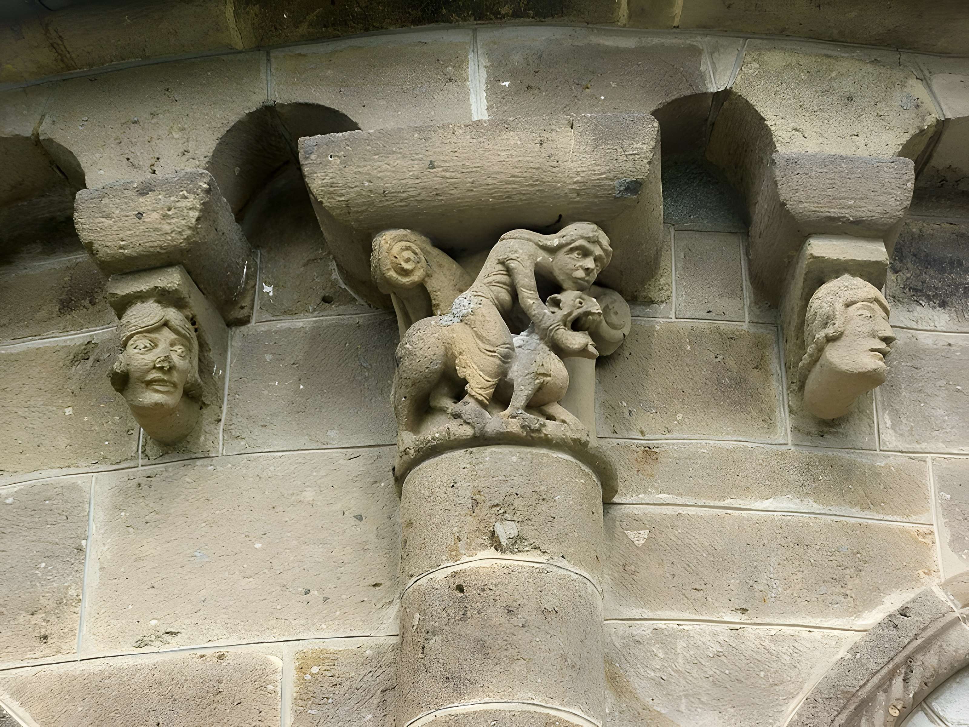 Église Saint-Georges d'Ydes-Bourg