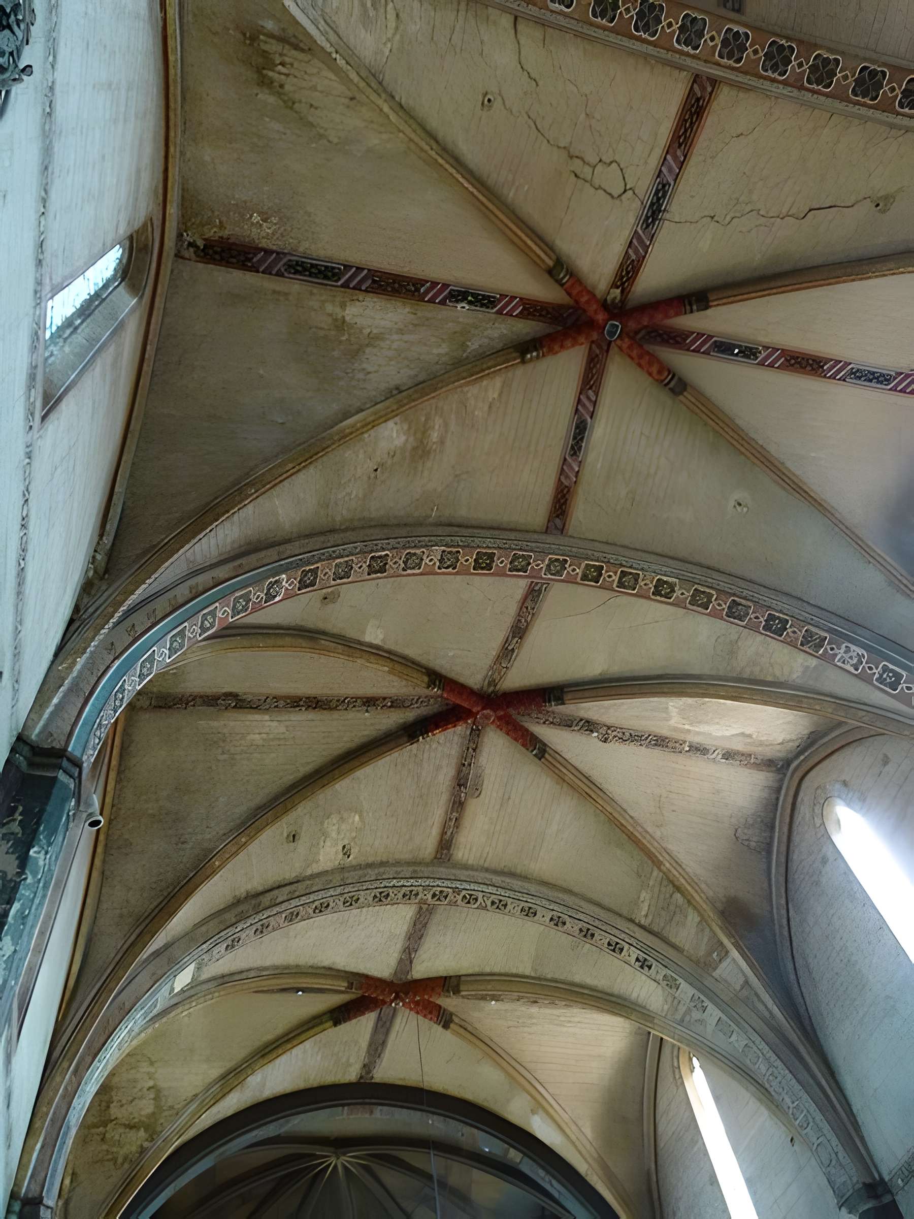 Église Notre-Dame-de-la-Jonquière de Lisle-sur-Tarn