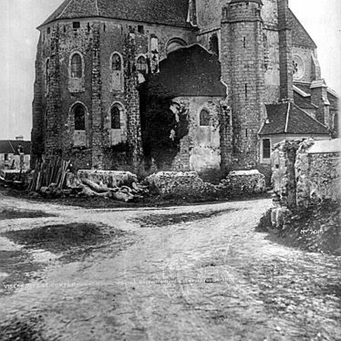 Photo de Église Notre-Dame-de-la-Nativité de Villeneuve-le-Comte