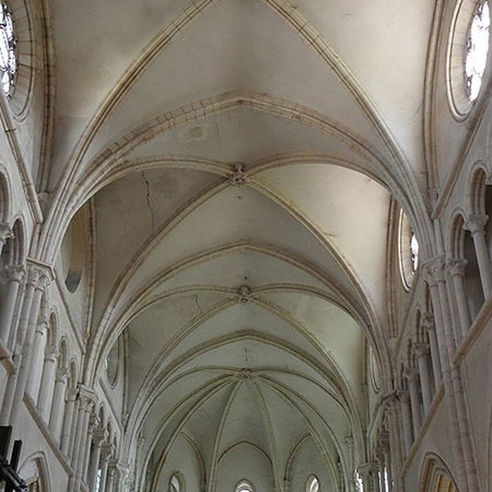 Photo de Église Notre-Dame-de-la-Nativité de Villeneuve-le-Comte